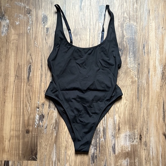 SKIMS Swim Skims Black Scoop Neck One Piece Bathing Suit Poshmark